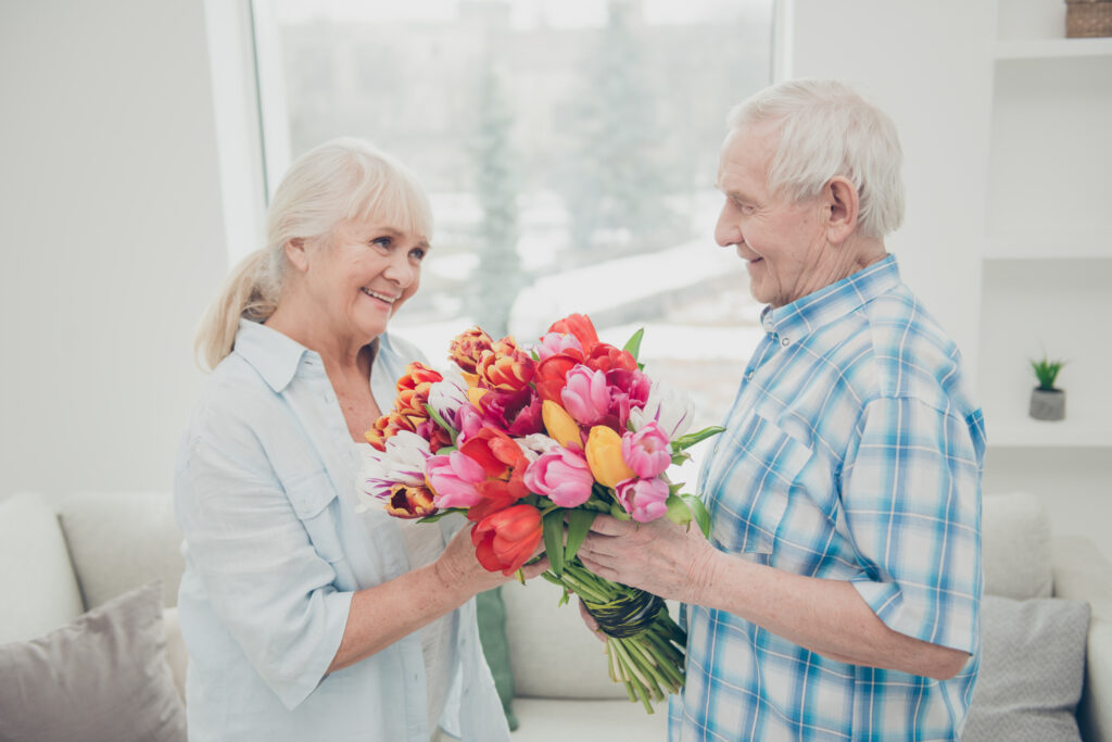 Beautiful flower arrangements are great way to show your loved one how much you care!